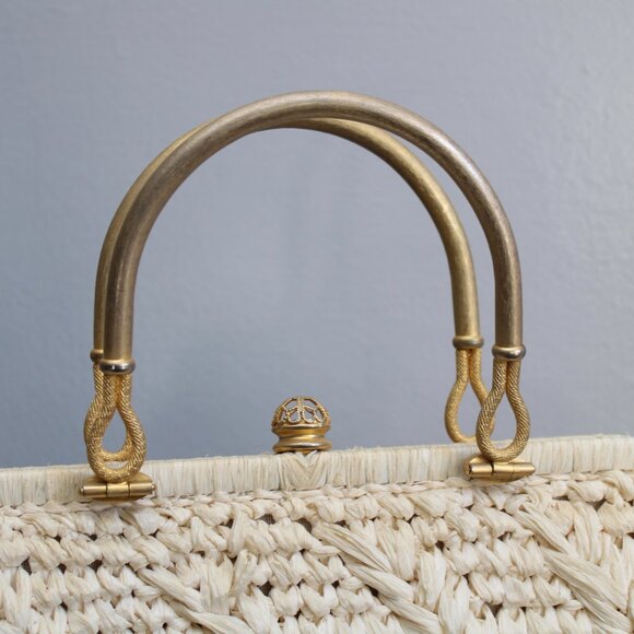 Vintage 50s / 60s Cream Raffia Woven Gold Accent Metal Cocktail Party Handbag - Picture 3 of 6